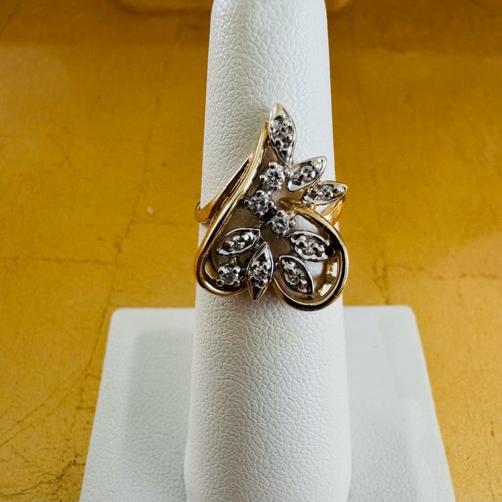 14K Yellow Gold Vintage Diamond Butterfly Ring Floral Nature size 5